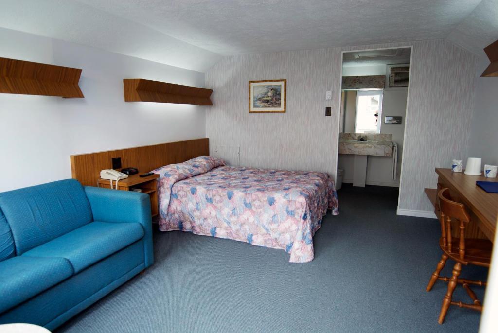 Daigle'S Motel Saint Leonard Room photo